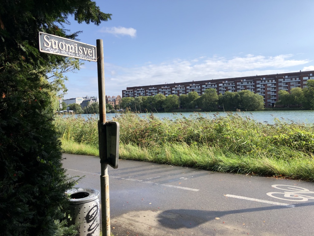 Suomisvej ved søerne